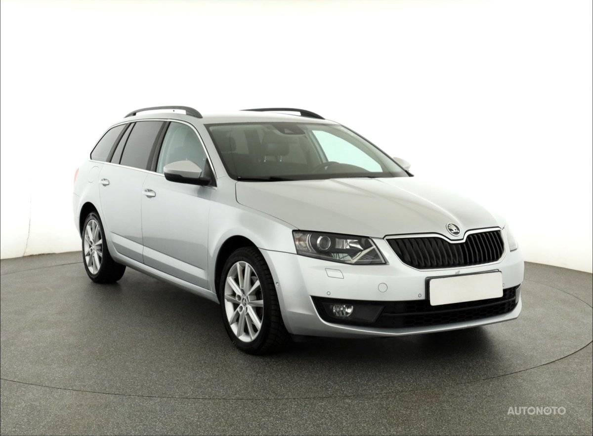 Škoda Octavia, 2013 - celkový pohled