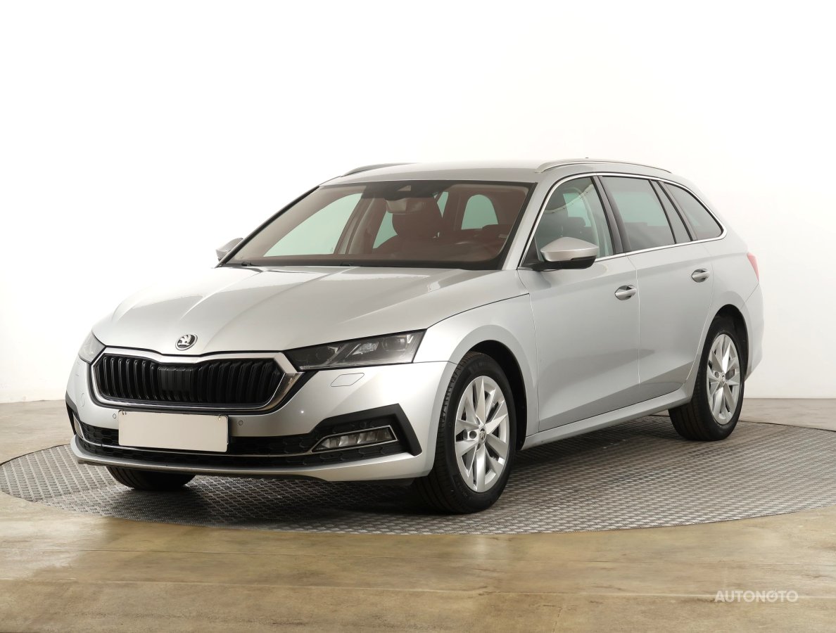 Škoda Octavia, 2021 - pohled č. 3