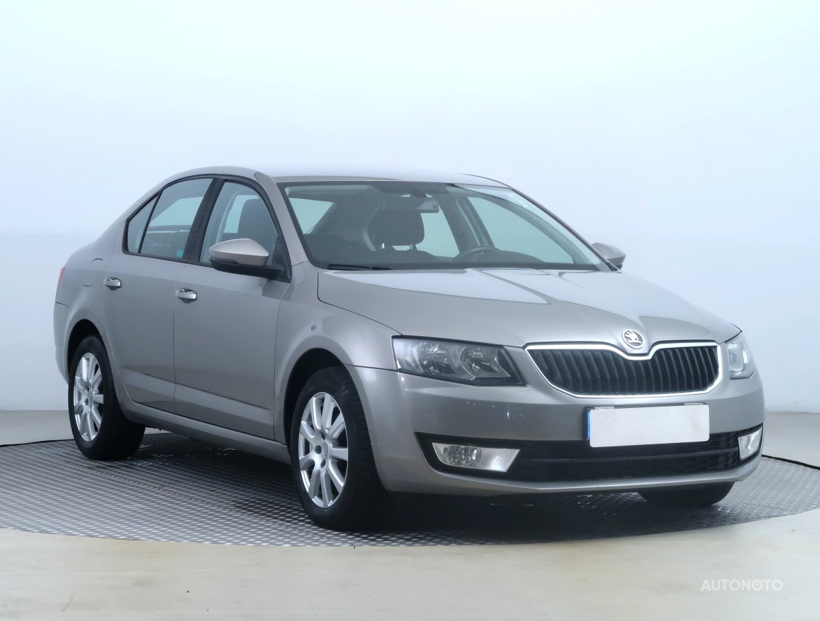 Škoda Octavia, 2013 - celkový pohled