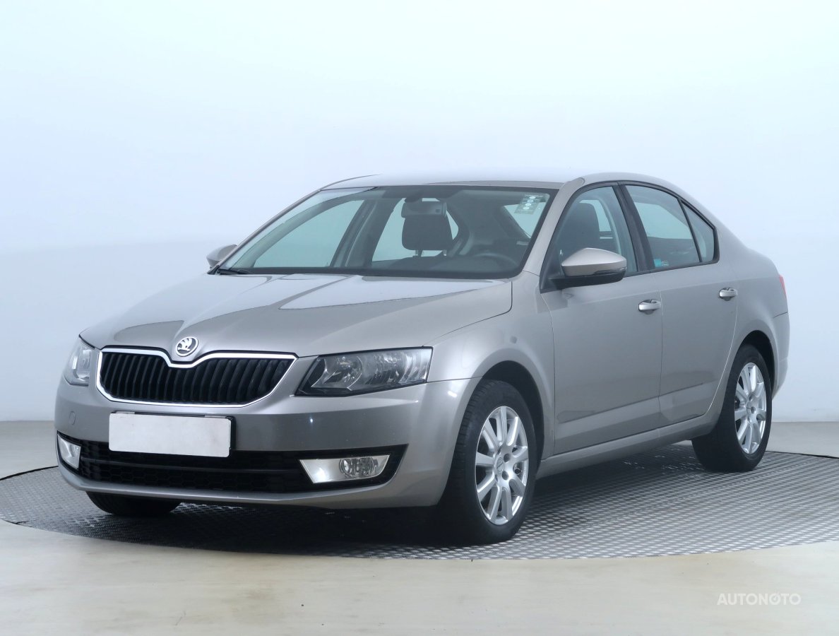 Škoda Octavia, 2013 - pohled č. 3