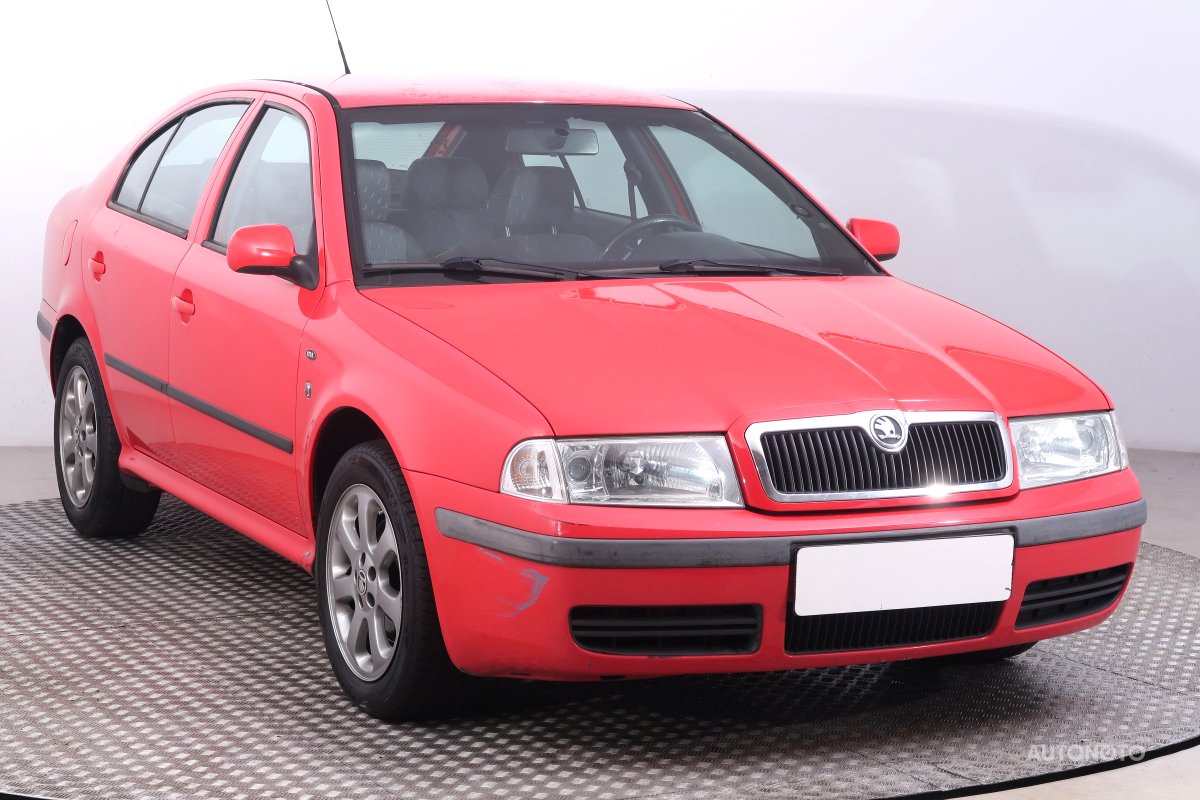 Škoda Octavia, 2003 - celkový pohled