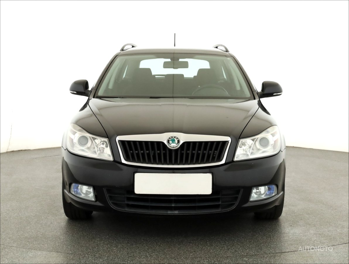 Škoda Octavia, 2011 - pohled č. 2
