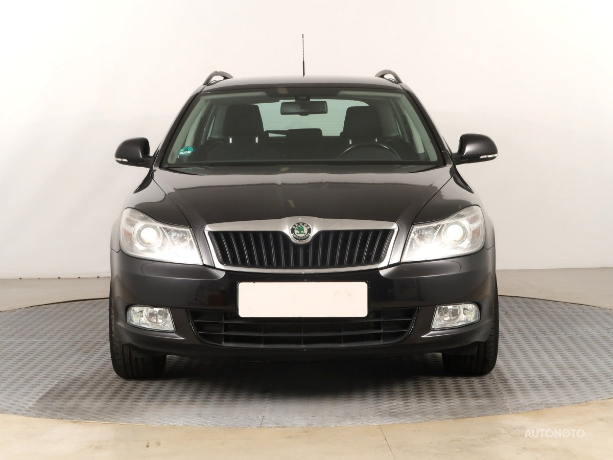 Škoda Octavia, 2011 - pohled č. 2