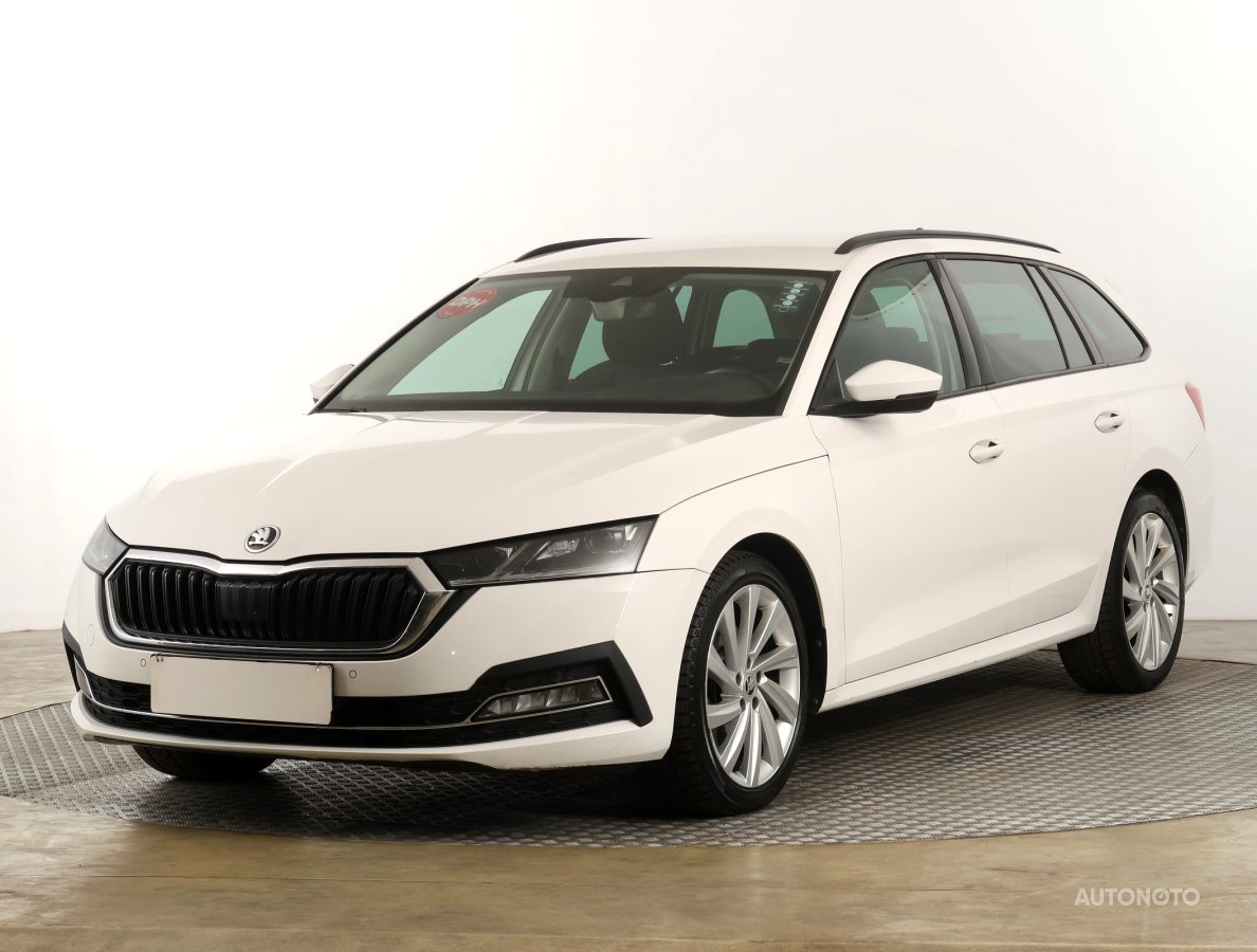 Škoda Octavia, 2021 - pohled č. 3