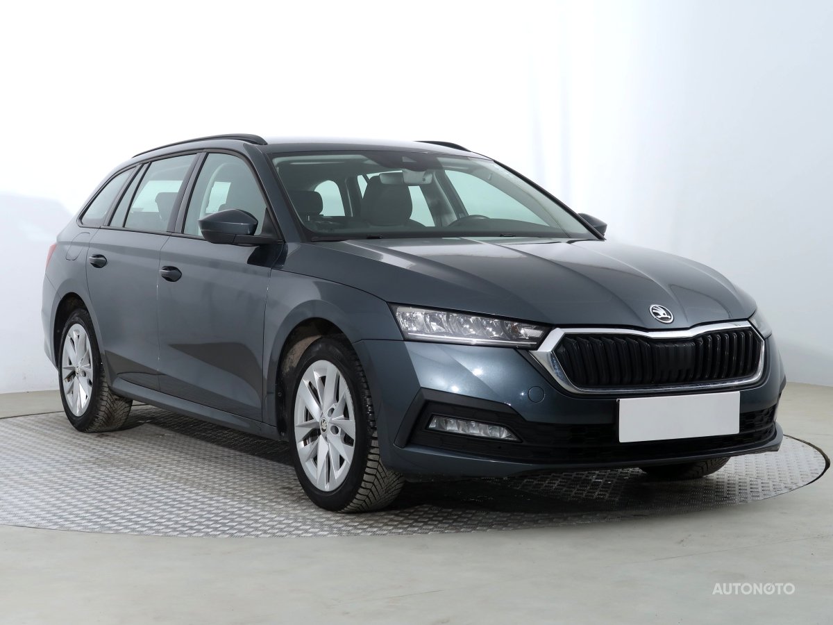 Škoda Octavia, 2022 - celkový pohled