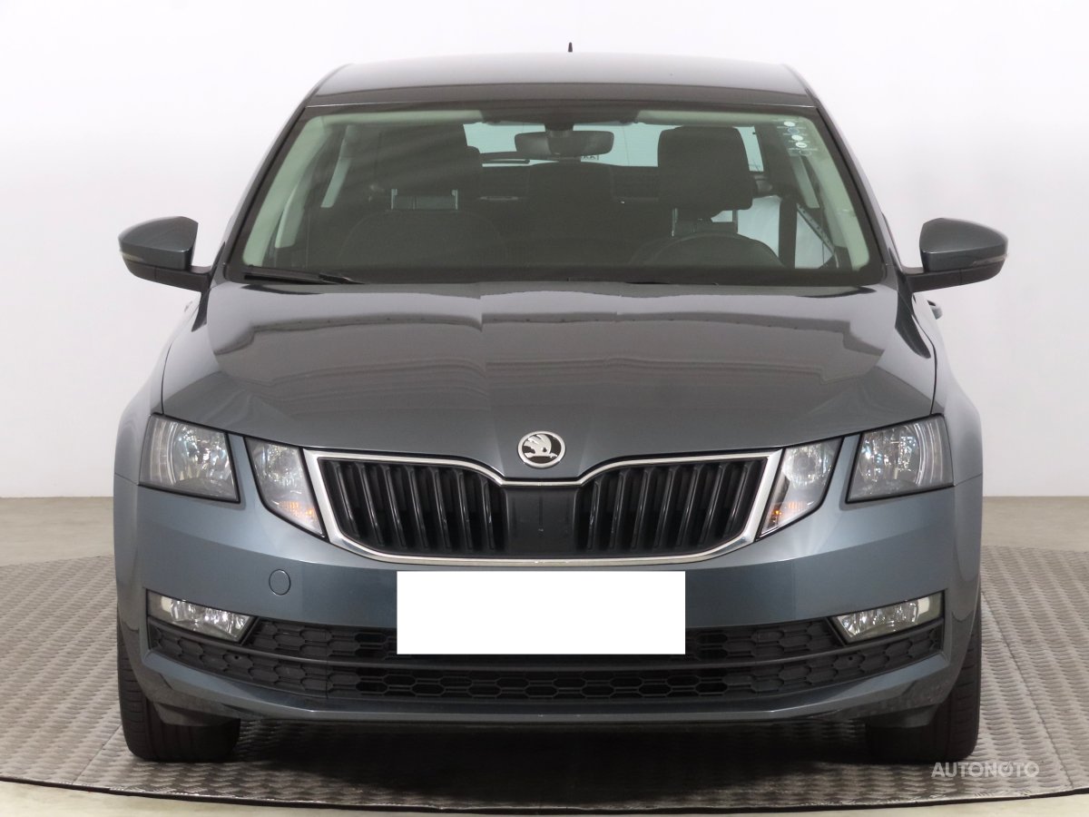 Škoda Octavia, 2018 - pohled č. 2