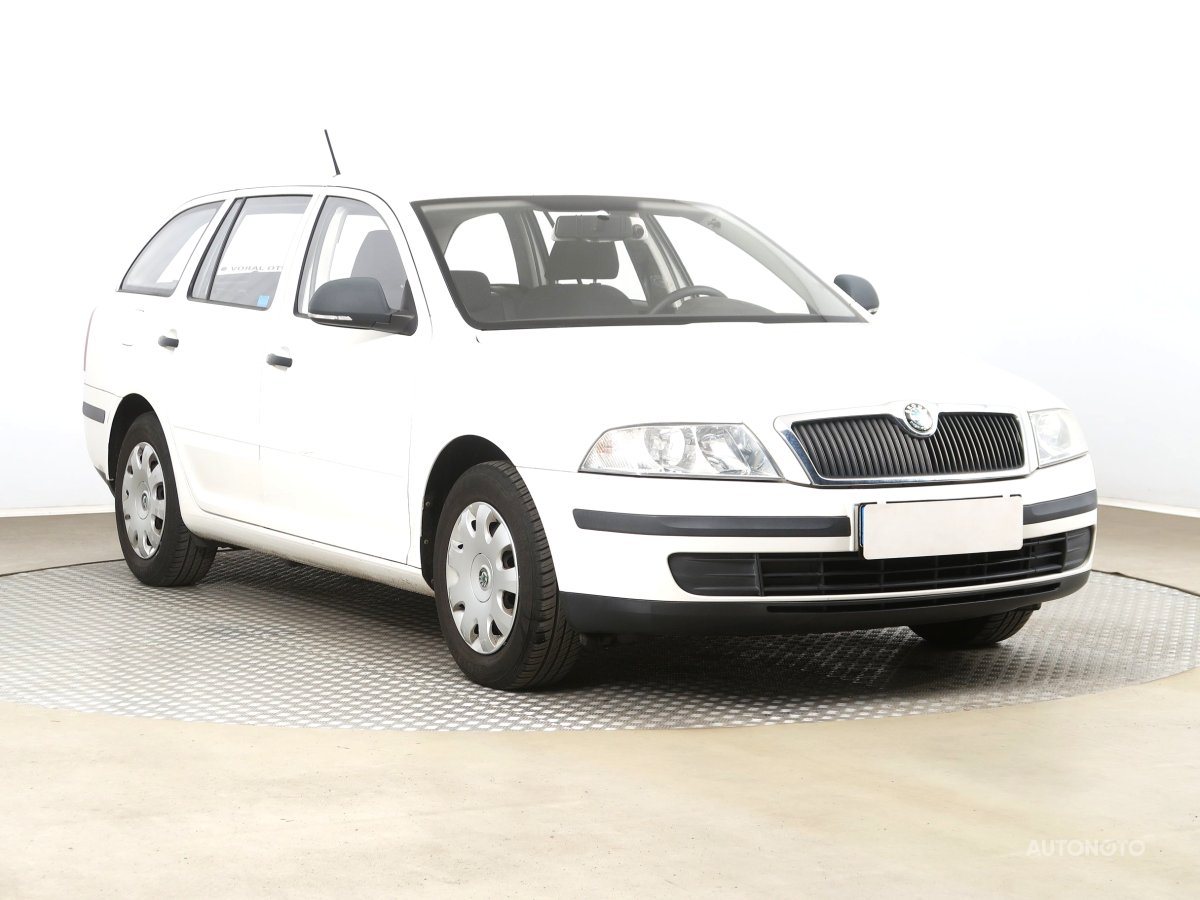 Škoda Octavia, 2011 - celkový pohled