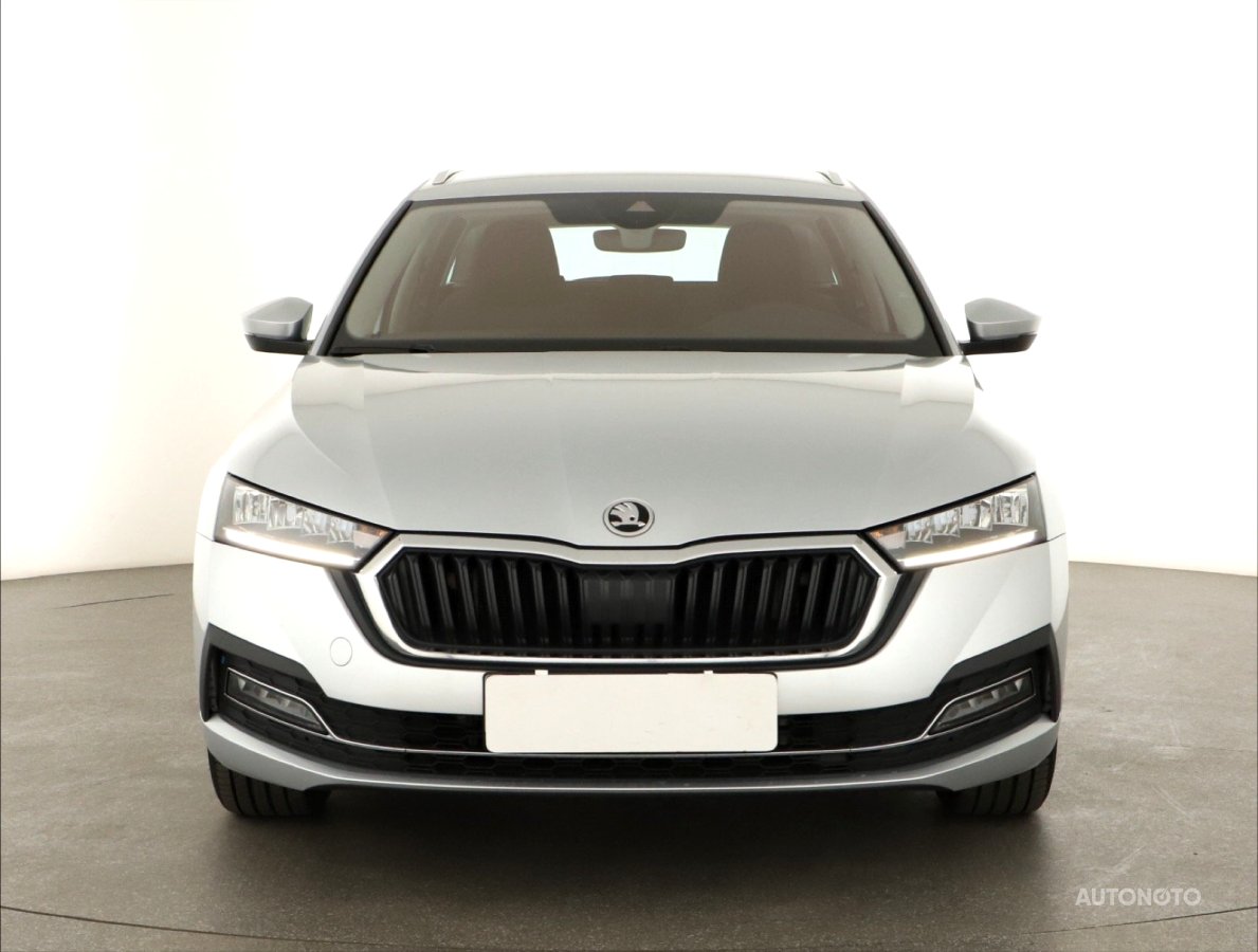Škoda Octavia, 2021 - pohled č. 2