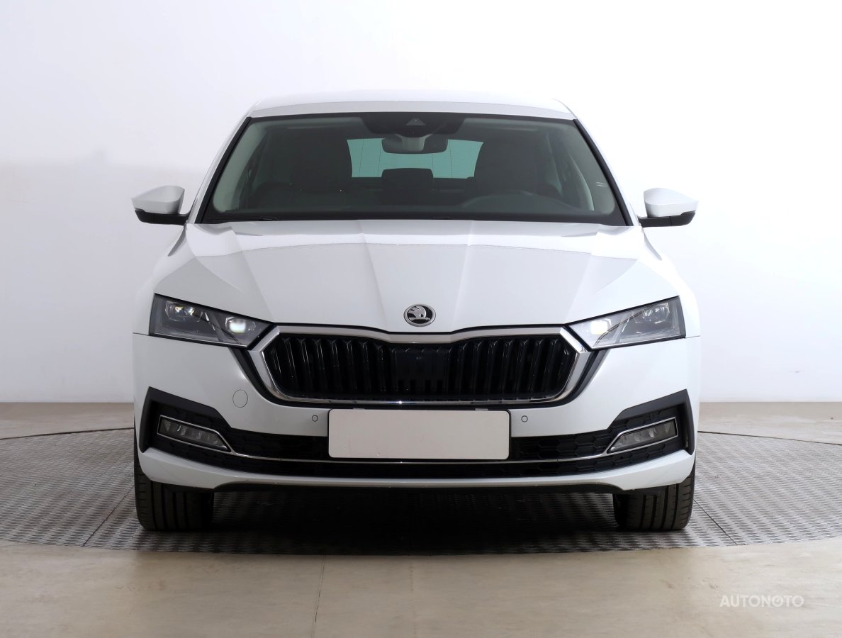 Škoda Octavia, 2021 - pohled č. 2