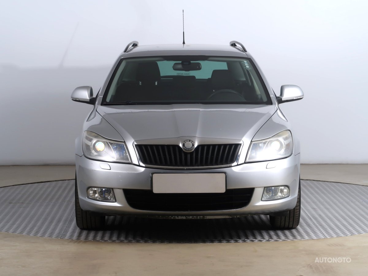 Škoda Octavia, 2009 - pohled č. 2