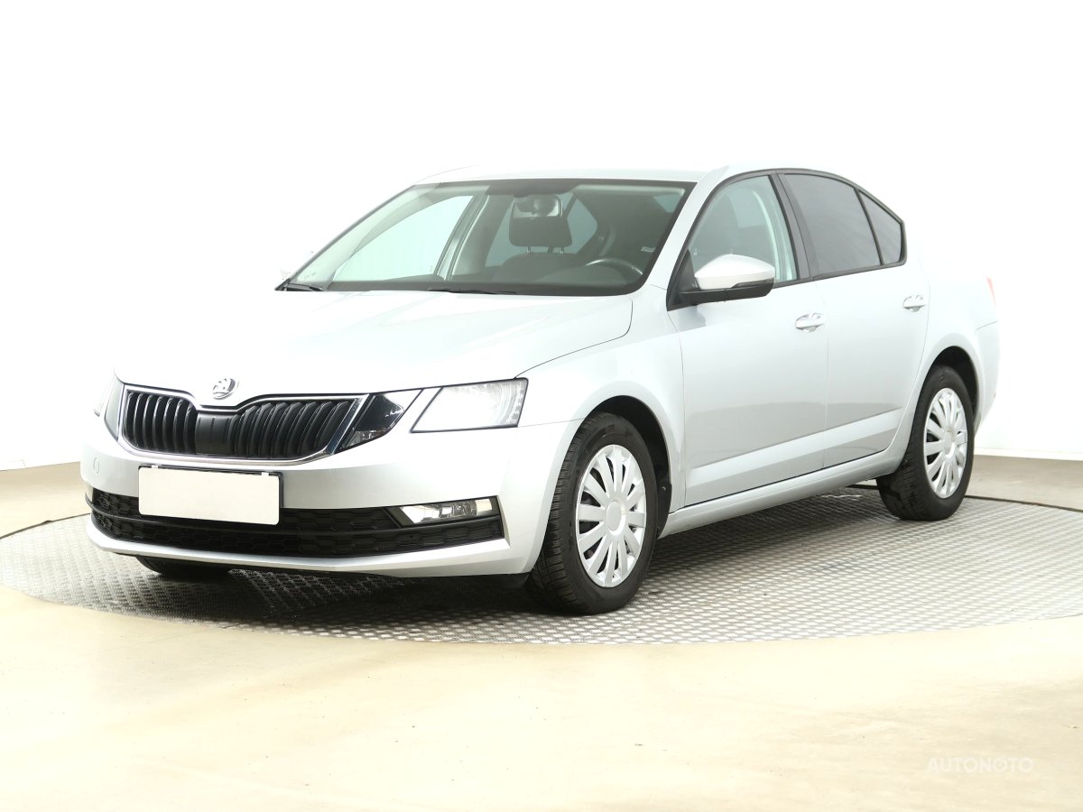 Škoda Octavia, 2018 - pohled č. 3