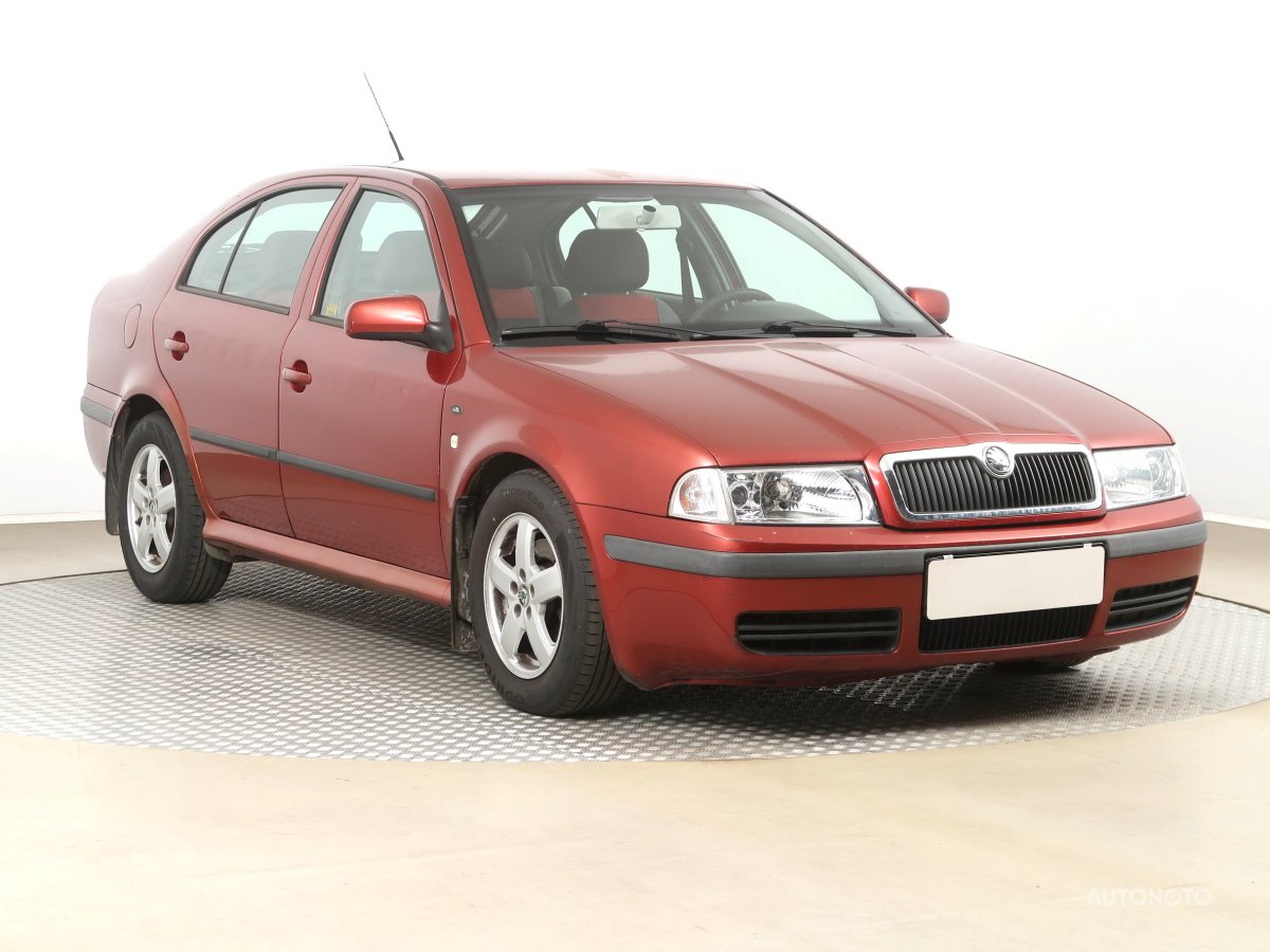 Škoda Octavia, 2002 - celkový pohled