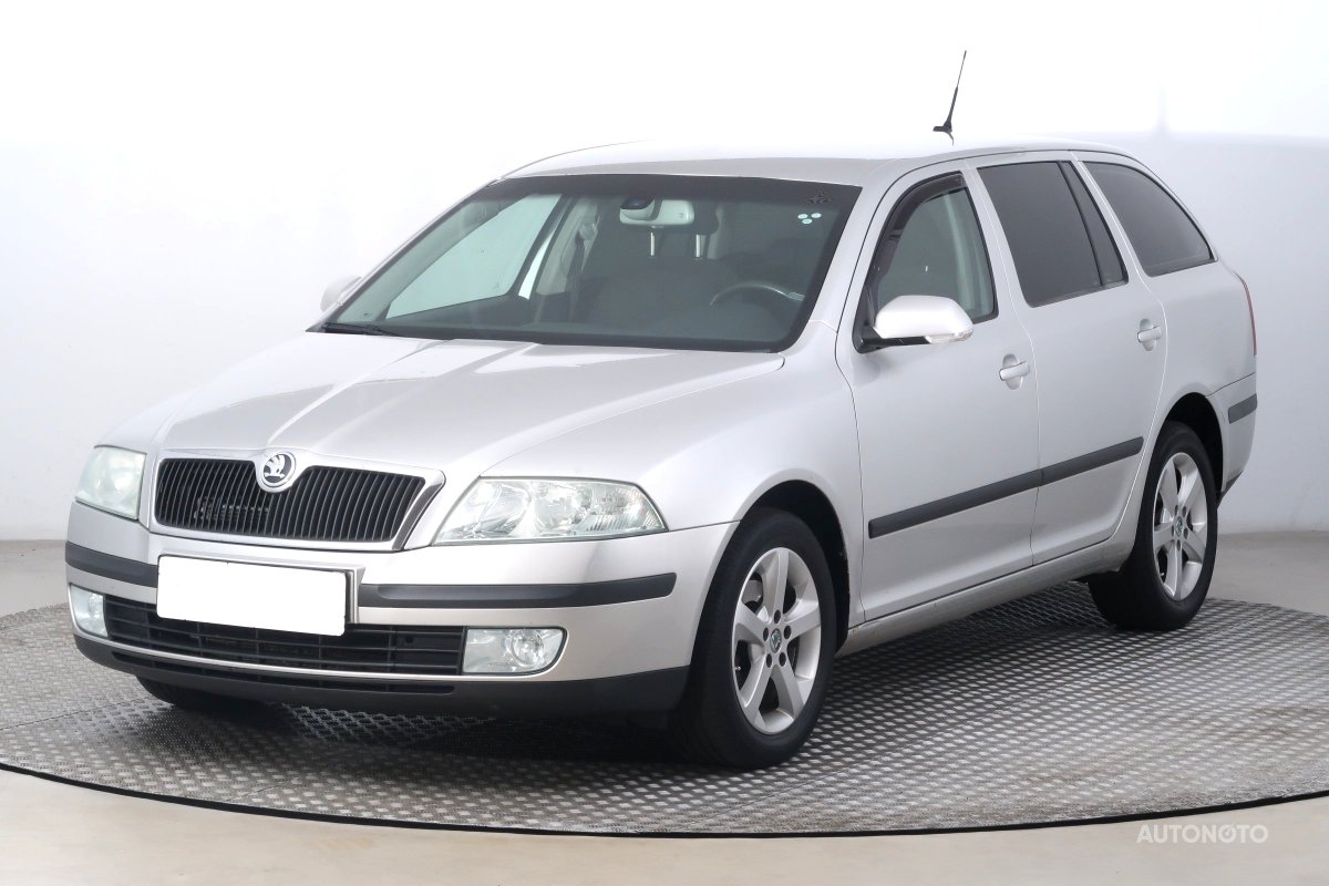 Škoda Octavia, 2006 - pohled č. 3