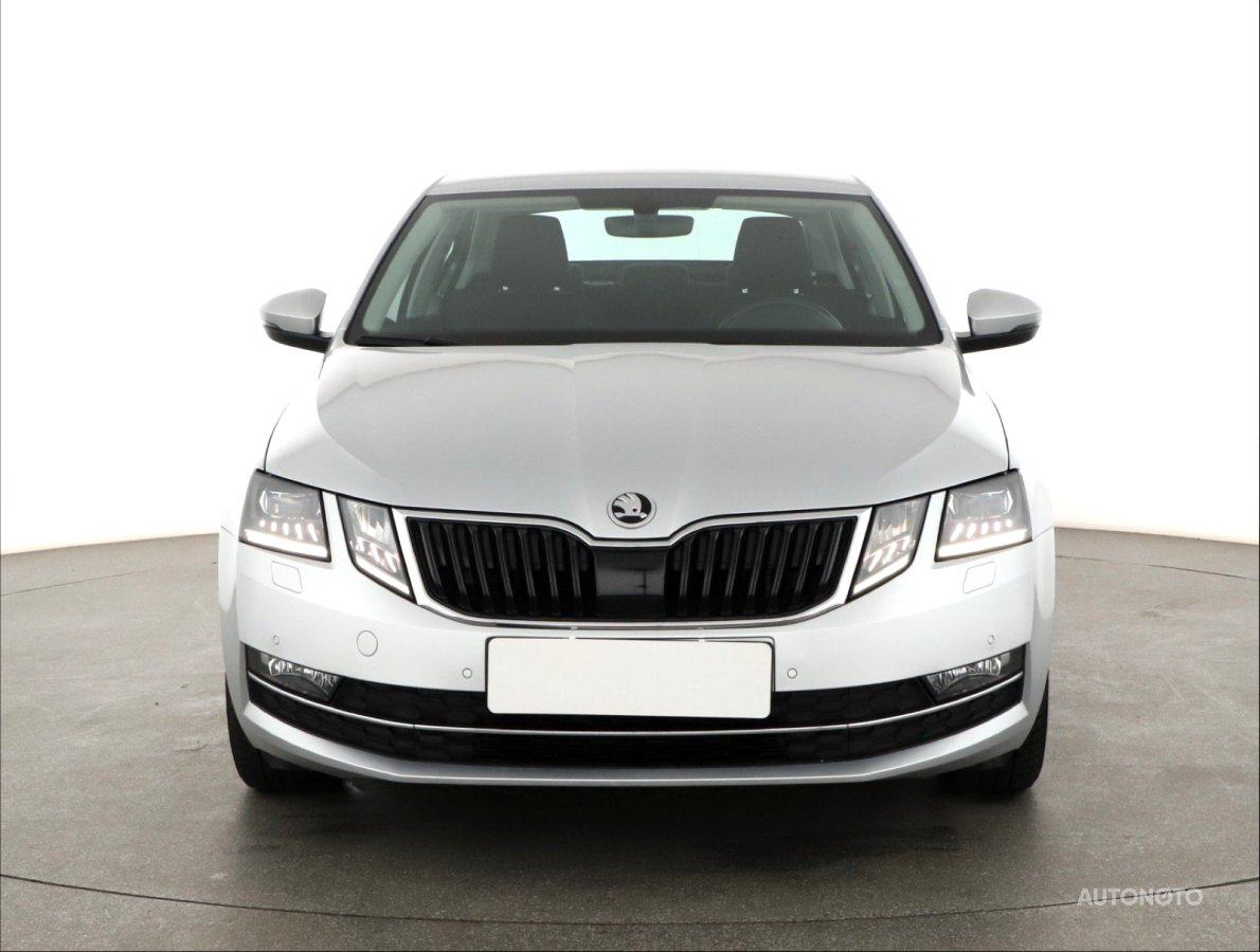 Škoda Octavia, 2019 - pohled č. 2
