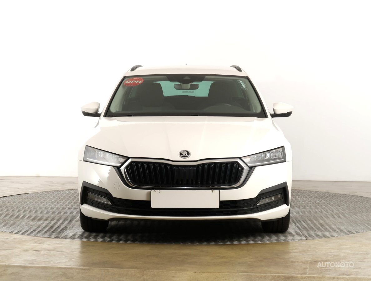 Škoda Octavia, 2021 - pohled č. 2