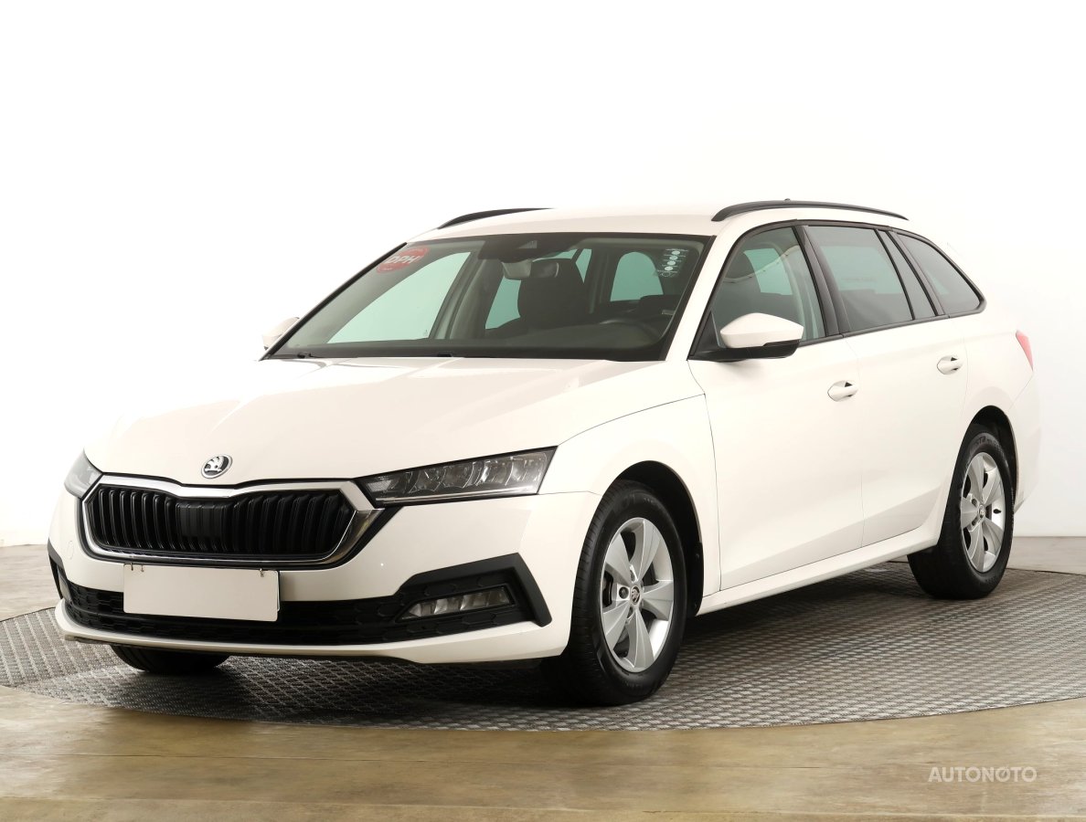 Škoda Octavia, 2021 - pohled č. 3