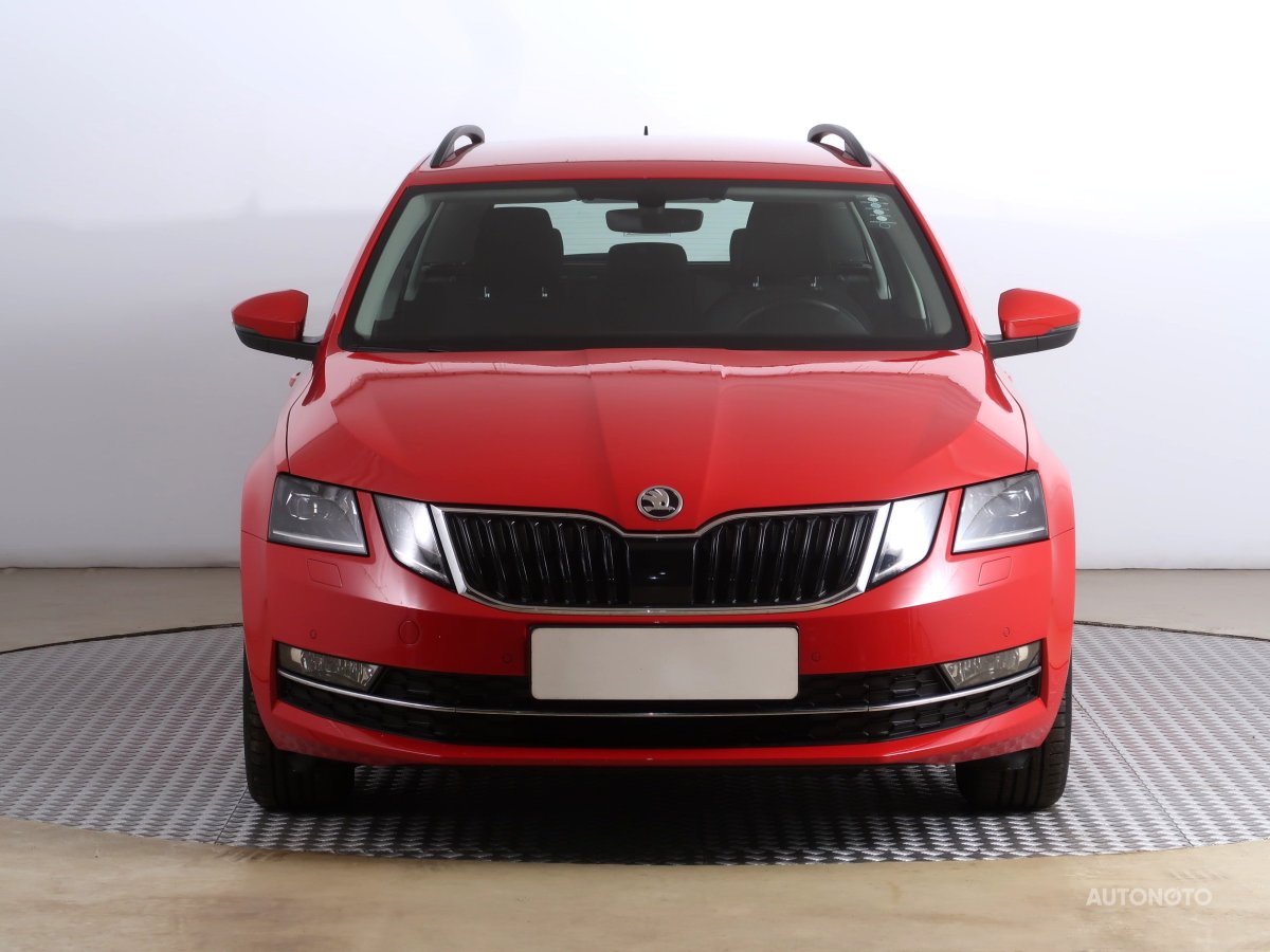 Škoda Octavia, 2019 - pohled č. 2