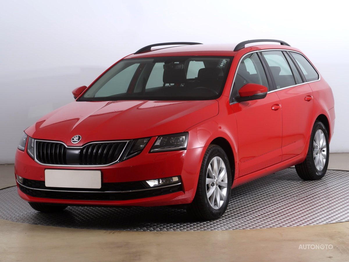 Škoda Octavia, 2019 - pohled č. 3