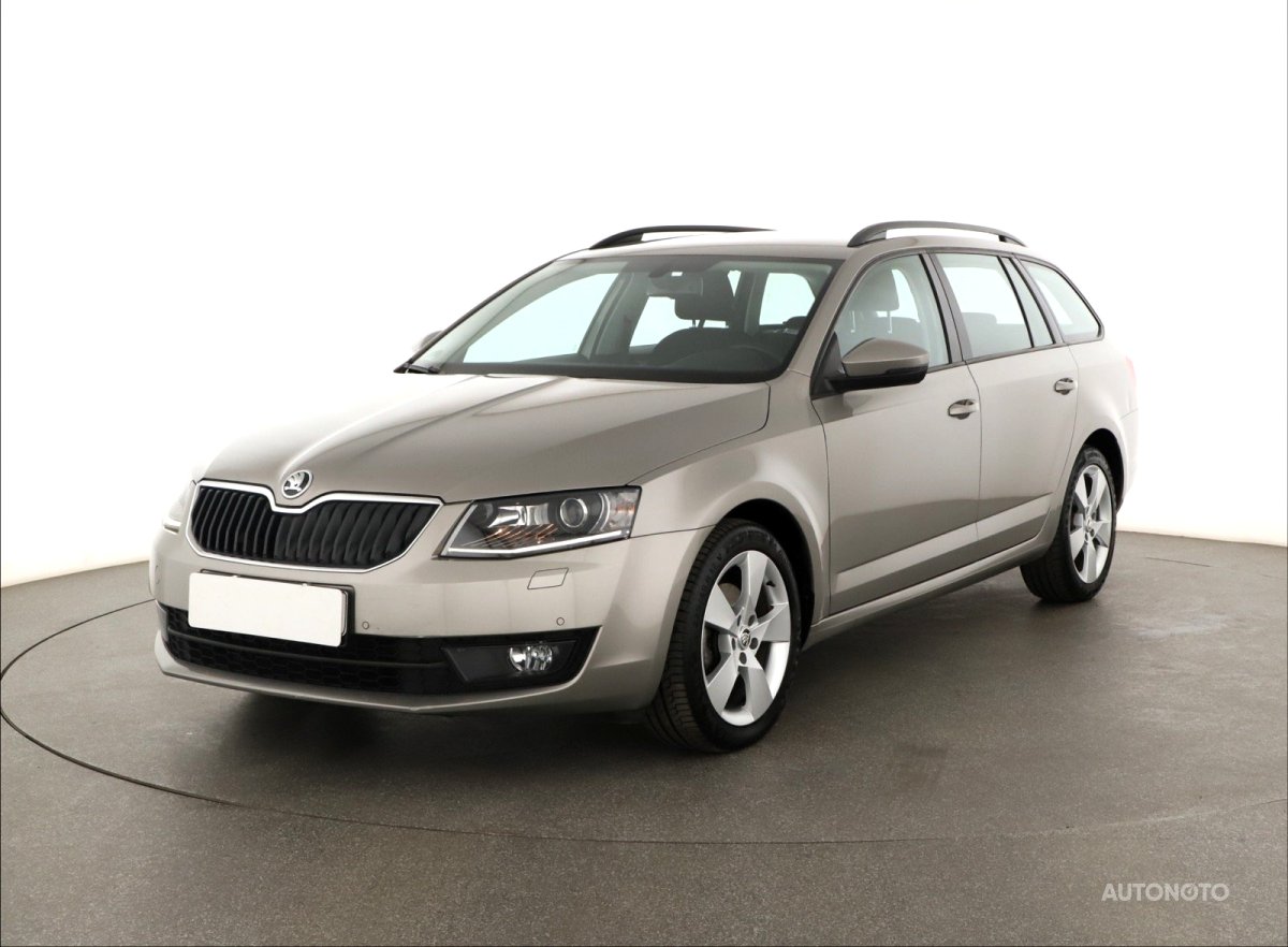 Škoda Octavia, 2015 - pohled č. 3
