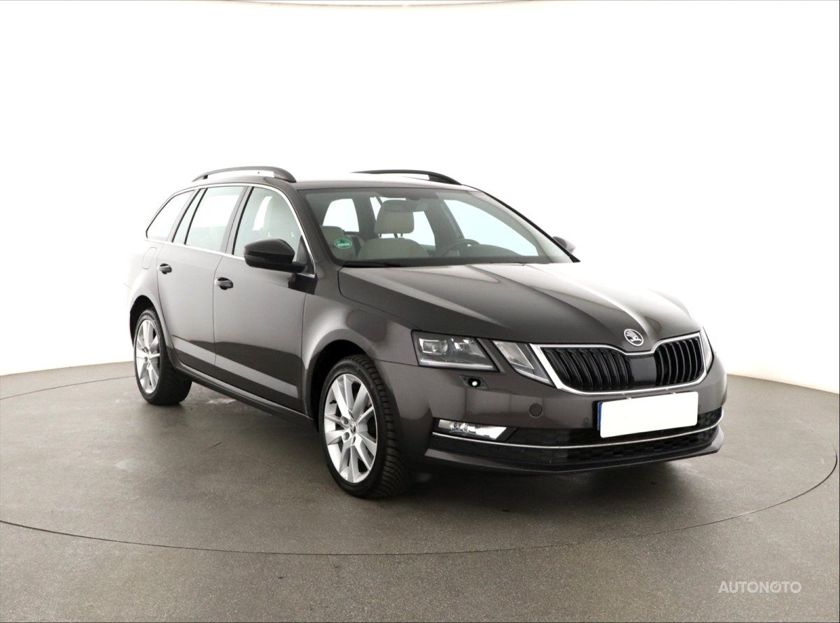 Škoda Octavia, 2020 - celkový pohled