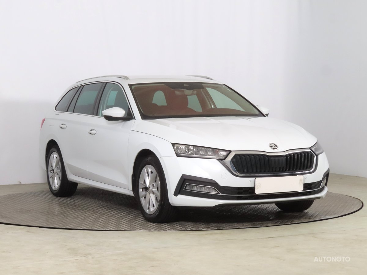 Škoda Octavia, 2022 - celkový pohled