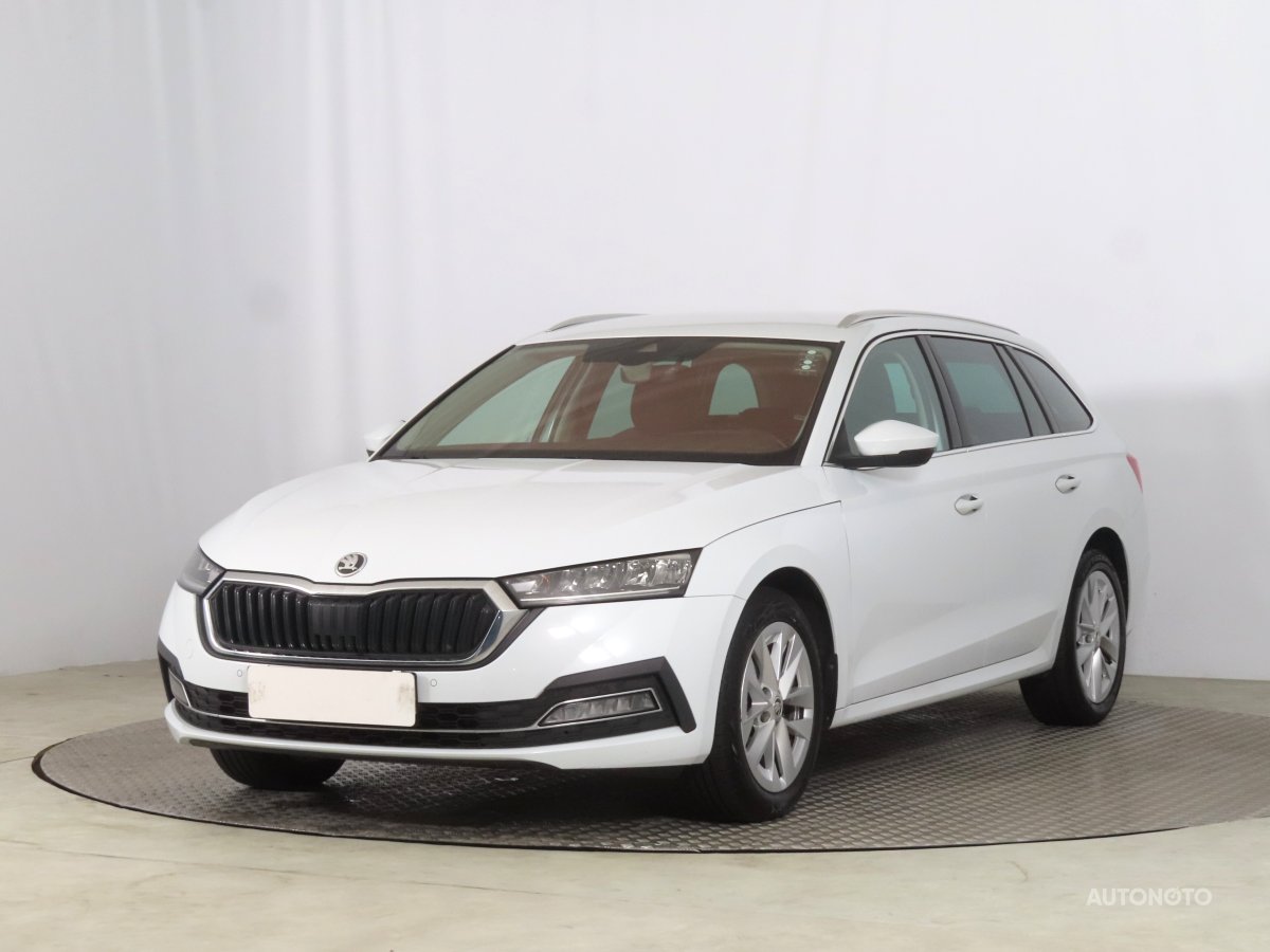 Škoda Octavia, 2022 - pohled č. 3