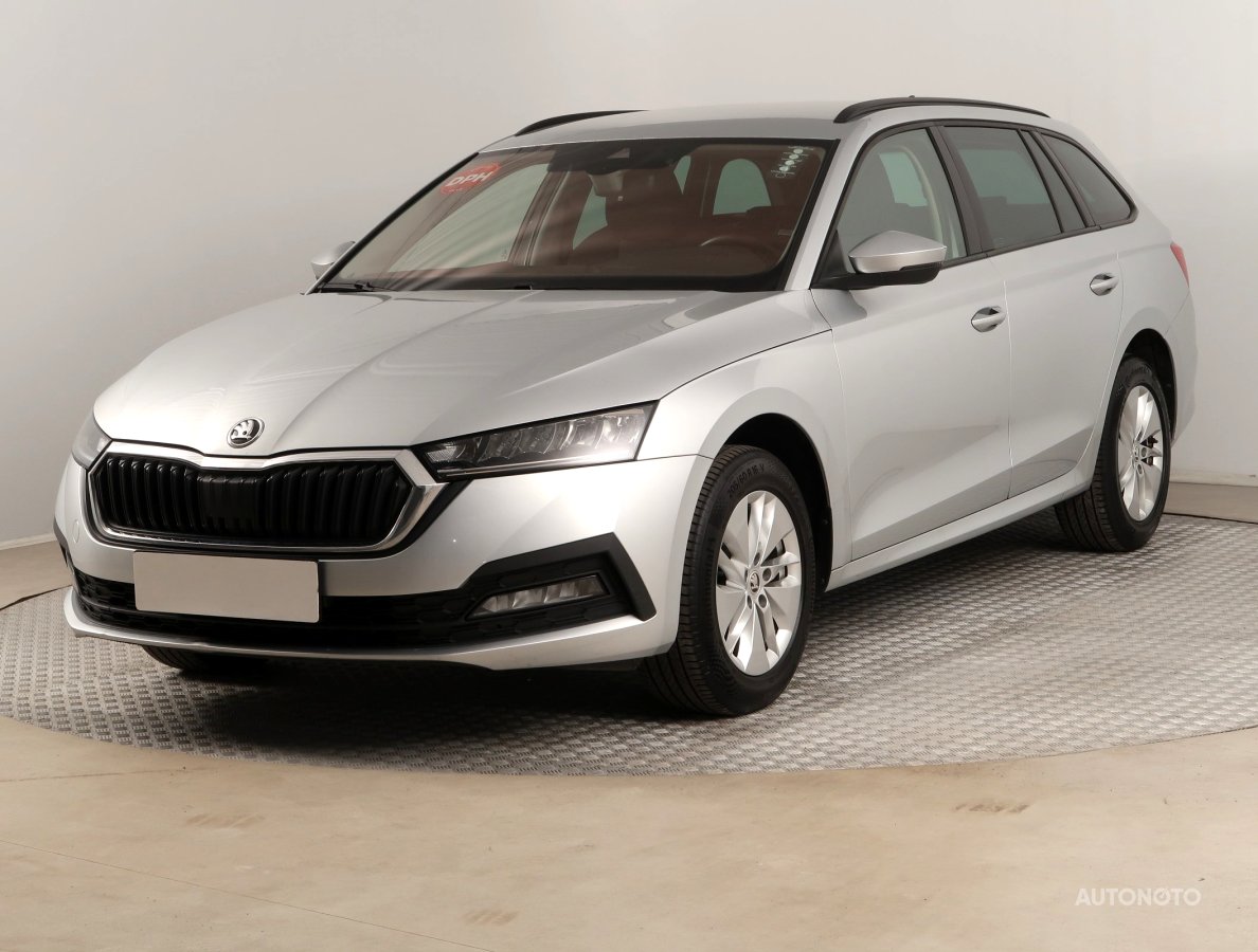Škoda Octavia, 2022 - pohled č. 3