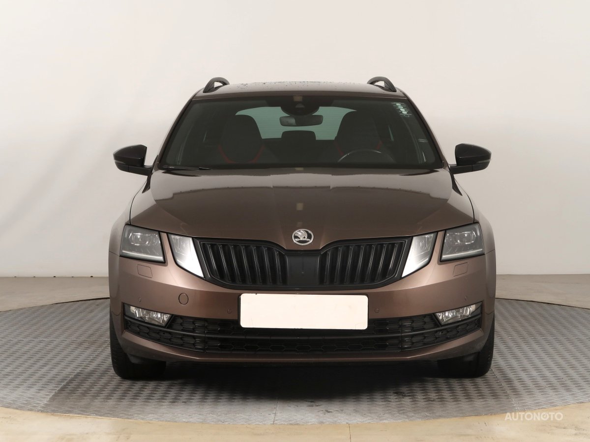 Škoda Octavia, 2019 - pohled č. 2