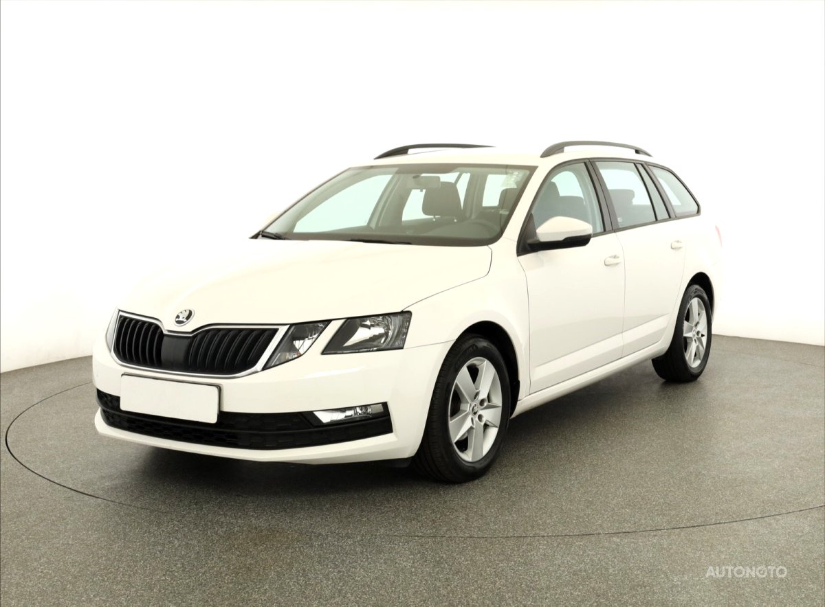 Škoda Octavia, 2018 - pohled č. 3