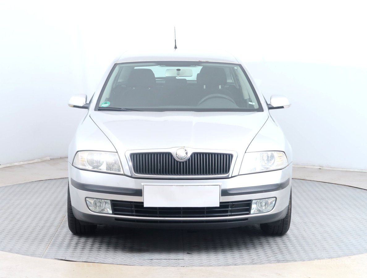 Škoda Octavia, 2006 - pohled č. 2
