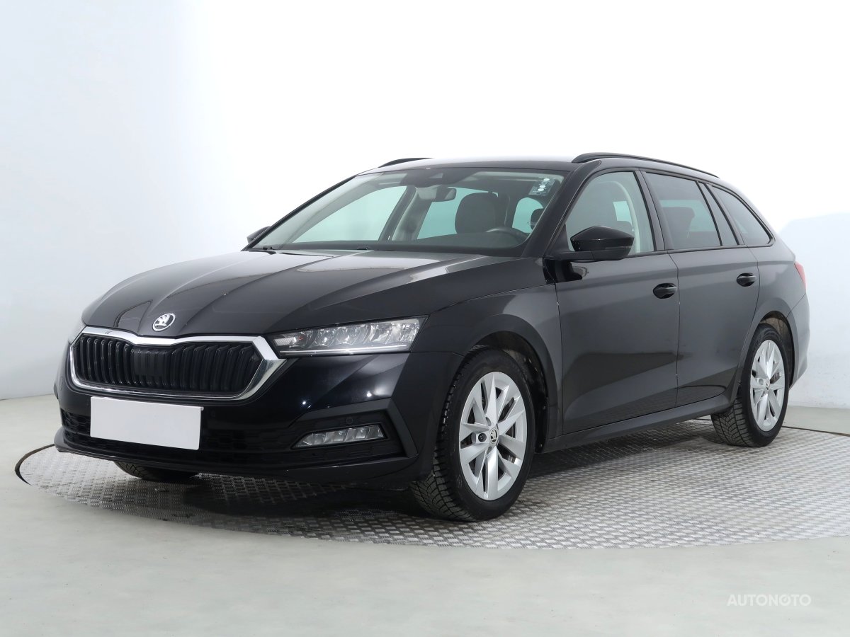 Škoda Octavia, 2021 - pohled č. 3