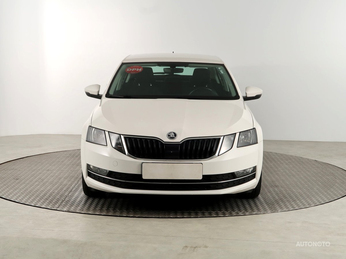 Škoda Octavia, 2019 - pohled č. 2