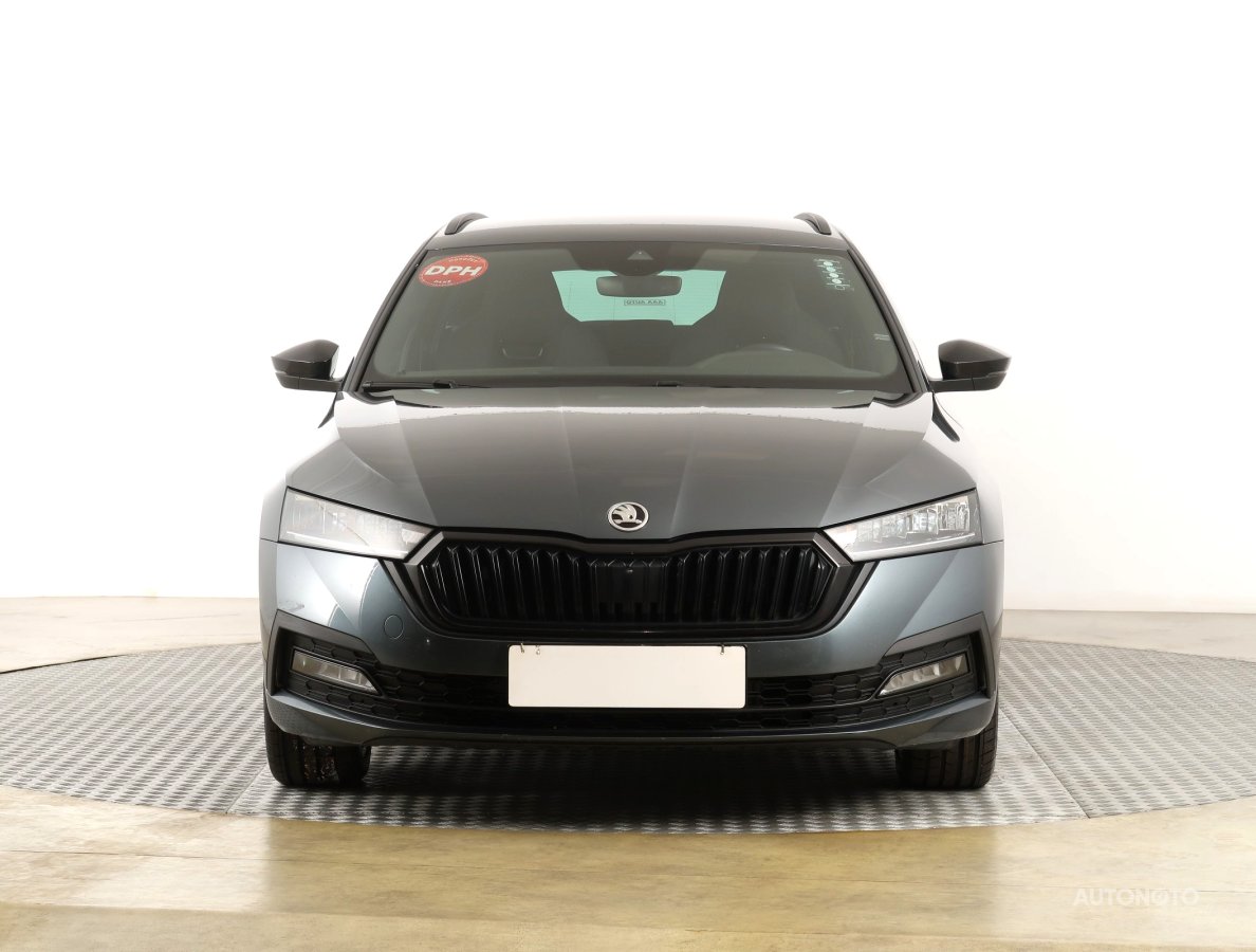 Škoda Octavia, 2021 - pohled č. 2