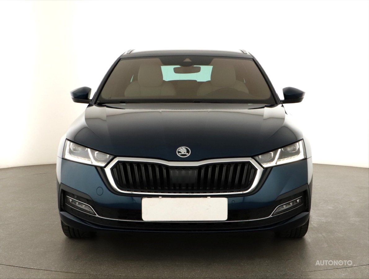 Škoda Octavia, 2020 - pohled č. 2