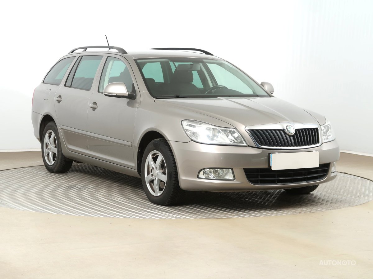 Škoda Octavia, 2012 - celkový pohled