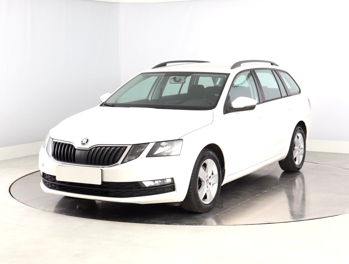 Škoda Octavia, 2017 - pohled č. 3