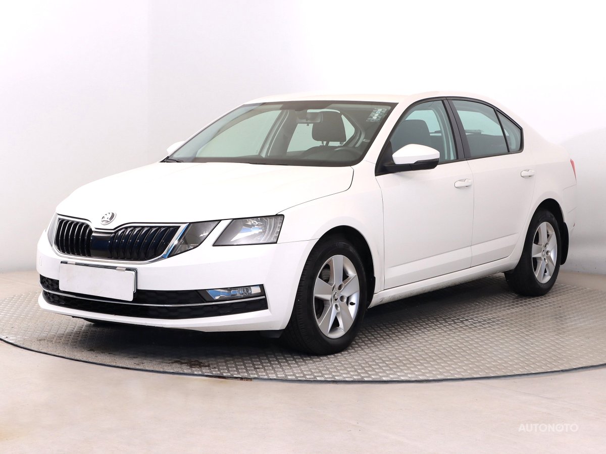 Škoda Octavia, 2019 - pohled č. 3