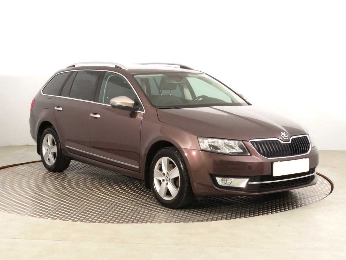 Škoda Octavia, 2013 - celkový pohled