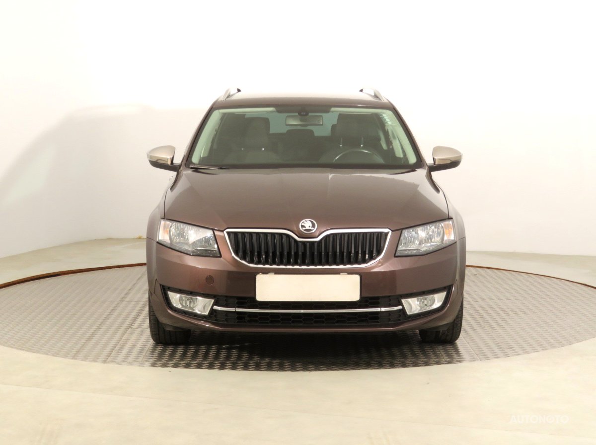 Škoda Octavia, 2013 - pohled č. 2