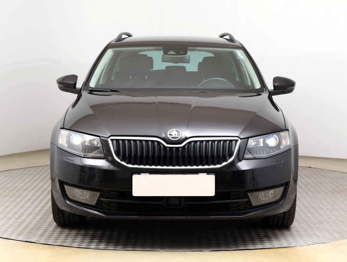 Škoda Octavia, 2013 - pohled č. 2