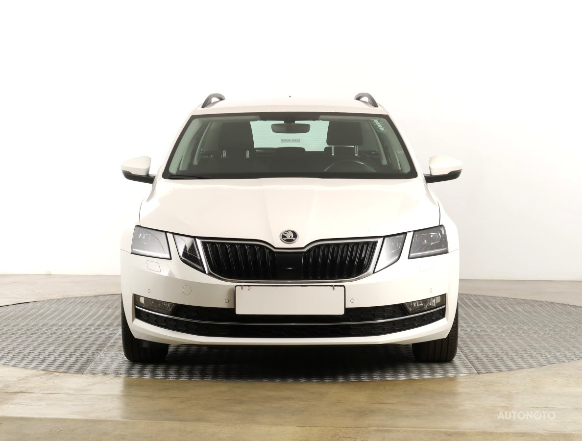 Škoda Octavia, 2018 - pohled č. 2