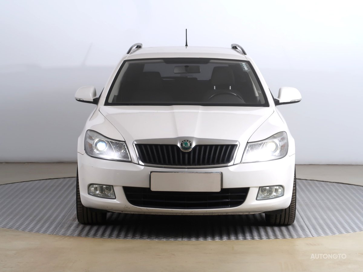 Škoda Octavia, 2011 - pohled č. 2