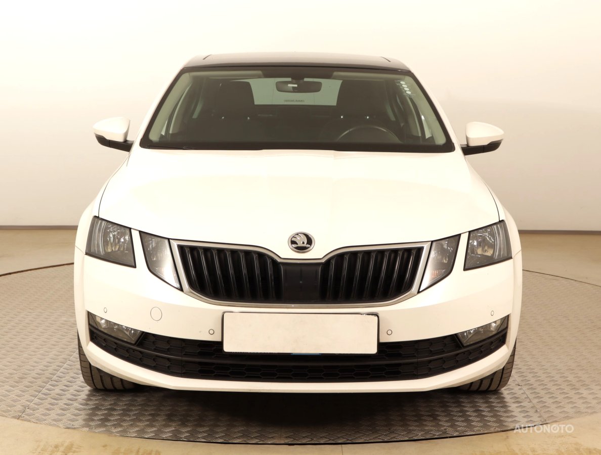 Škoda Octavia, 2019 - pohled č. 2