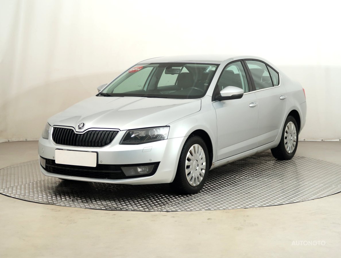Škoda Octavia, 2015 - pohled č. 3