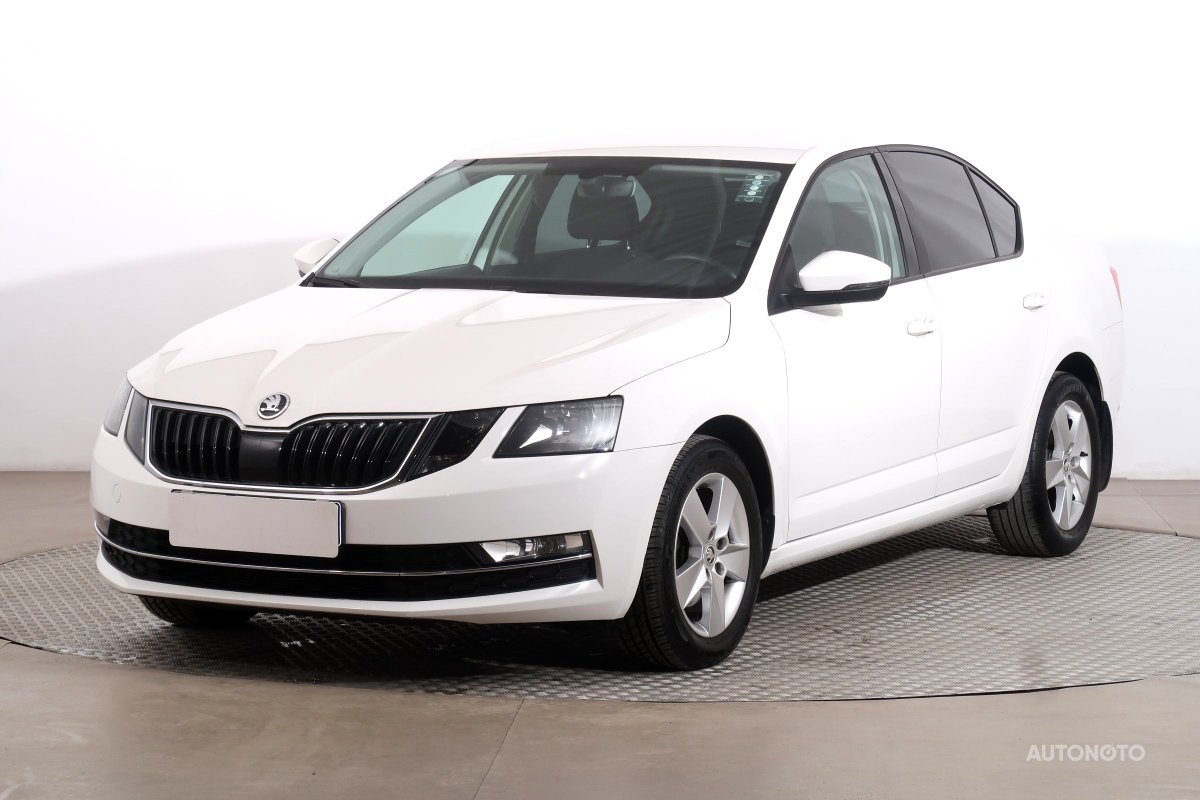 Škoda Octavia, 2019 - pohled č. 3