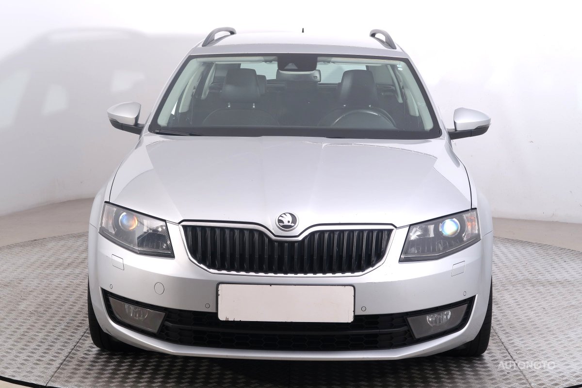 Škoda Octavia, 2013 - pohled č. 2