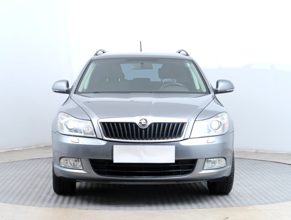 Škoda Octavia, 2012 - pohled č. 2