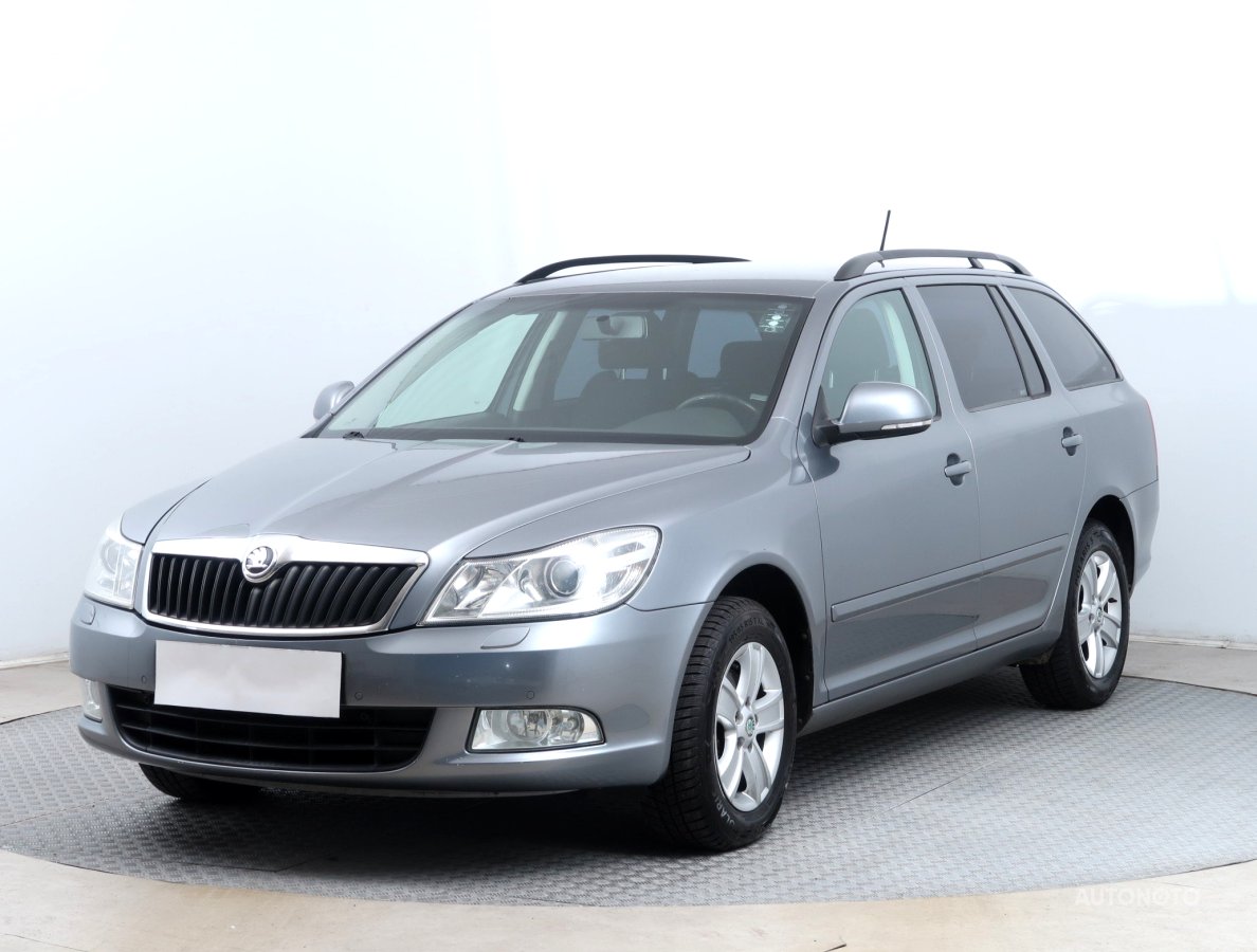 Škoda Octavia, 2012 - pohled č. 3
