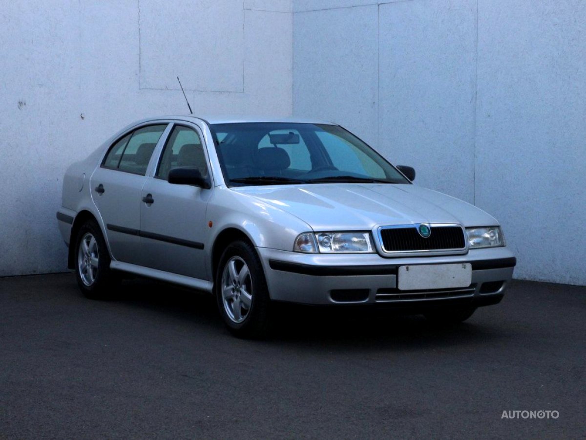 Škoda Octavia, 2000 - celkový pohled