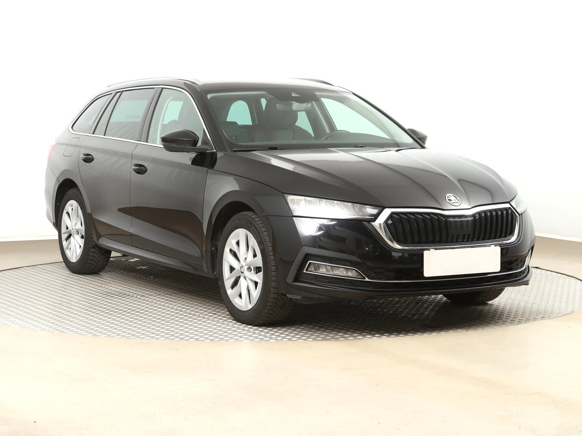 Škoda Octavia, 2021 - celkový pohled